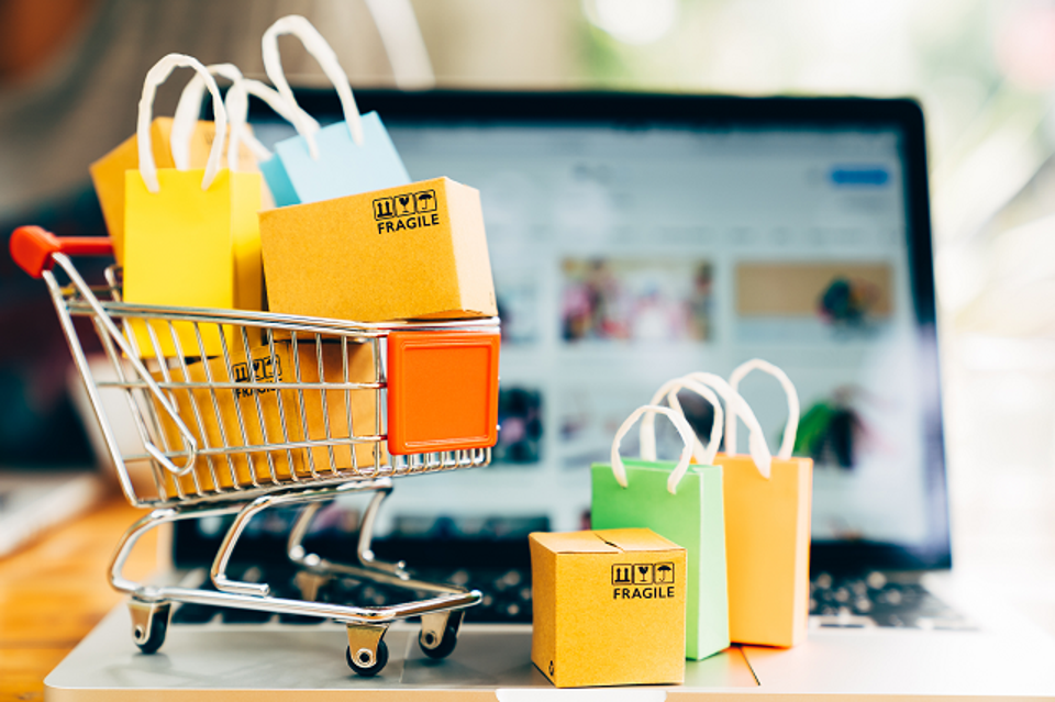 The Benefits of Buying Seasonal Products Online